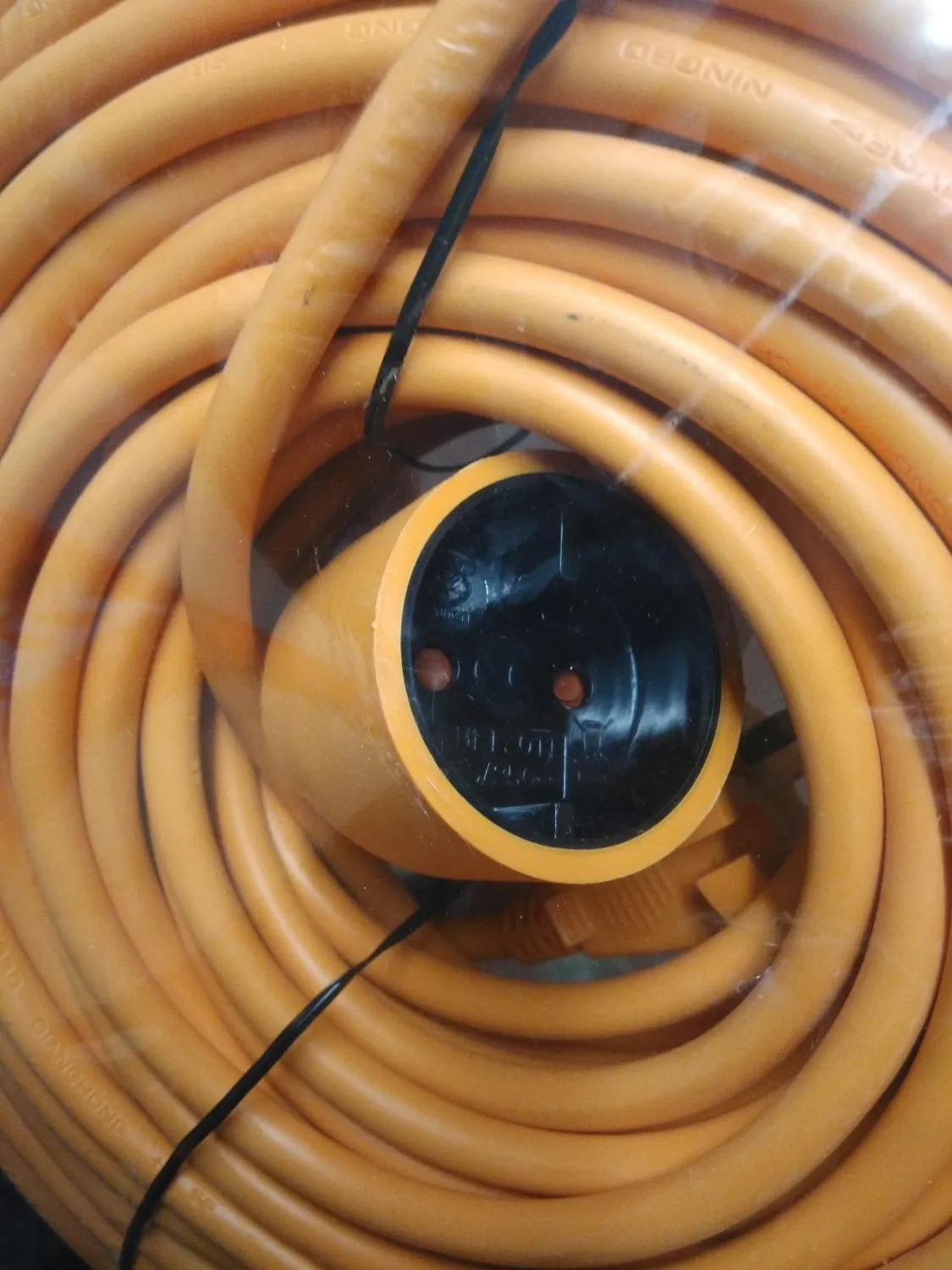 Voltman VOM530456 prolongateur 40 m orange 3680W