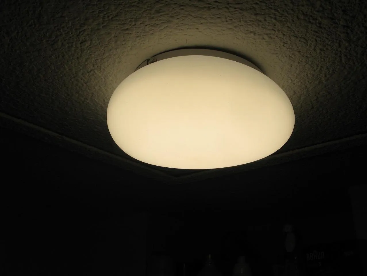 Voltman plafonnier salle de bains IP44 12W blanc 960 lm