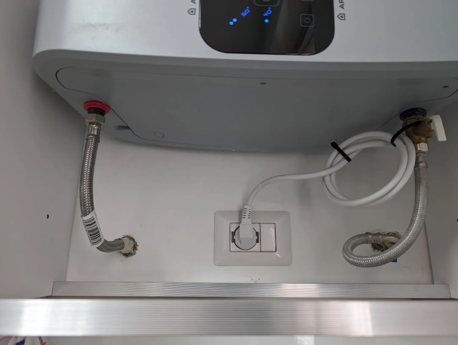 Ariston Velis Evo 80 L chauffe-eau plat multi-positions B