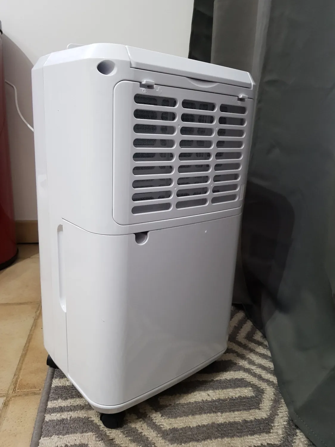 Voltman Tempo VOM541110 déshumidificateur 20 L/jour blanc