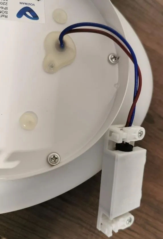 Voltman plafonnier salle de bains IP44 12W blanc 960 lm