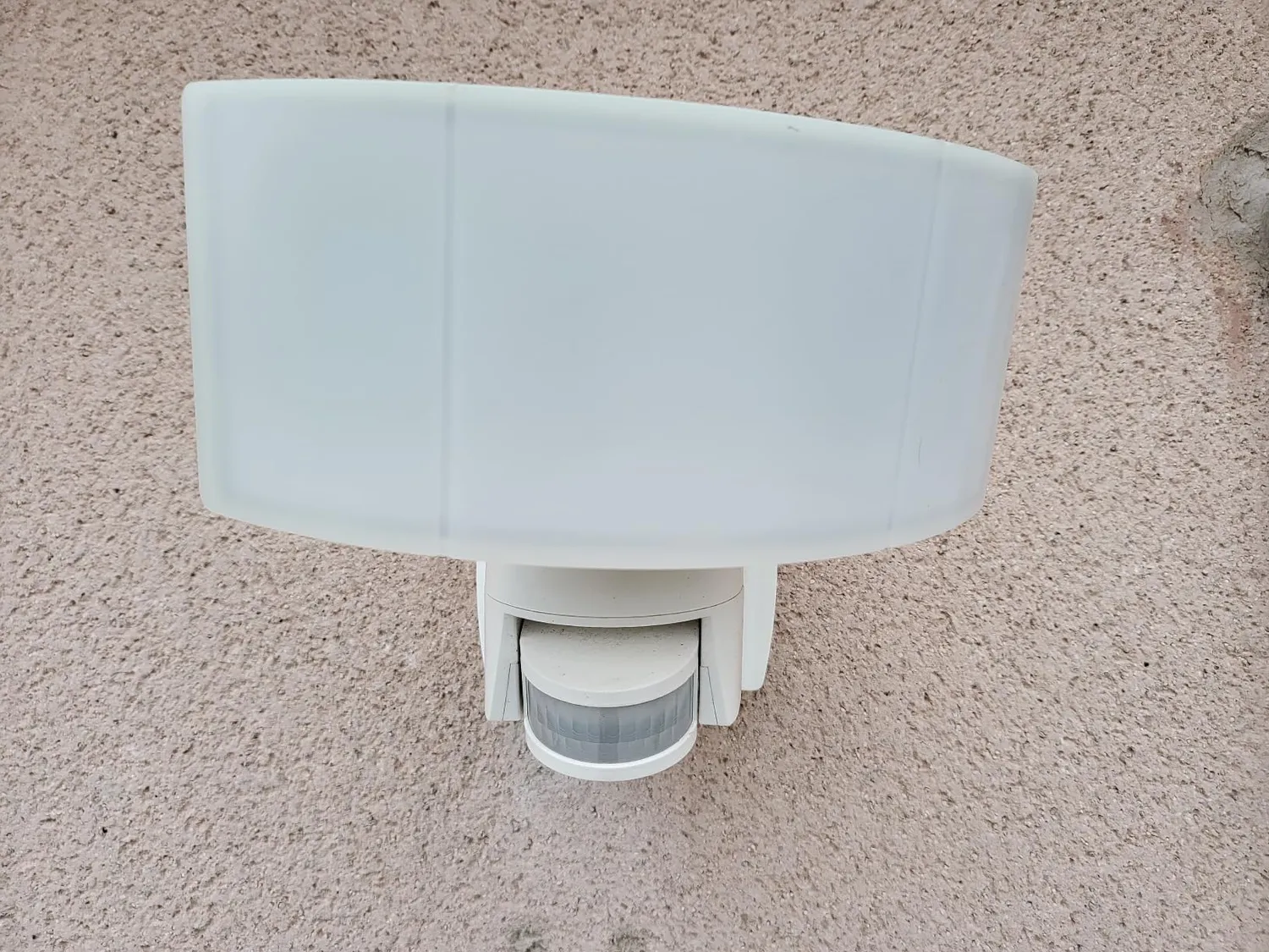Voltman Naos applique murale détecteur 1000lm IP44