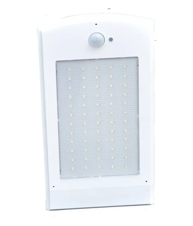 Voltman applique solaire LED blanche 1350lm IP65 6000K