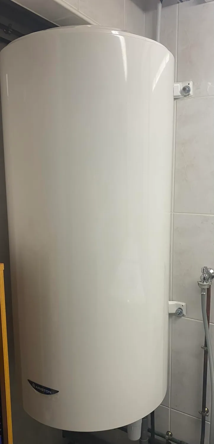 Ariston Sagéo chauffe-eau électrique 150 L stéatite silencieux