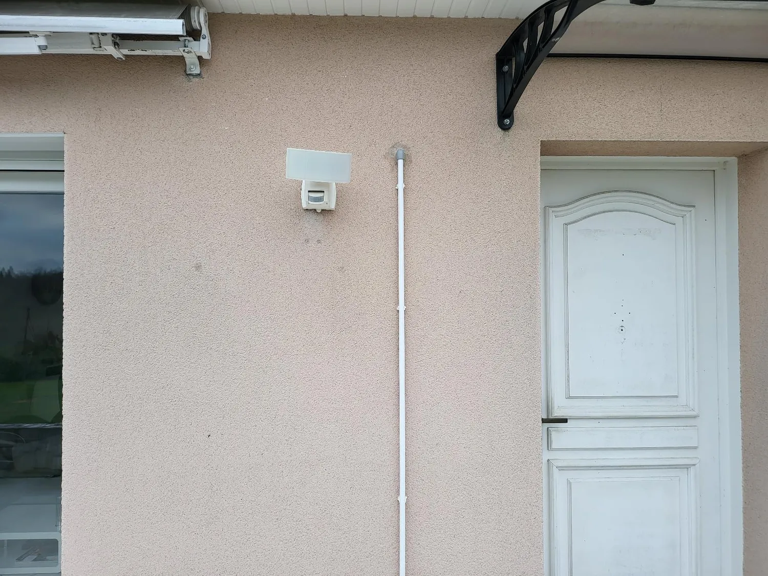Voltman Naos applique murale détecteur 1000lm IP44