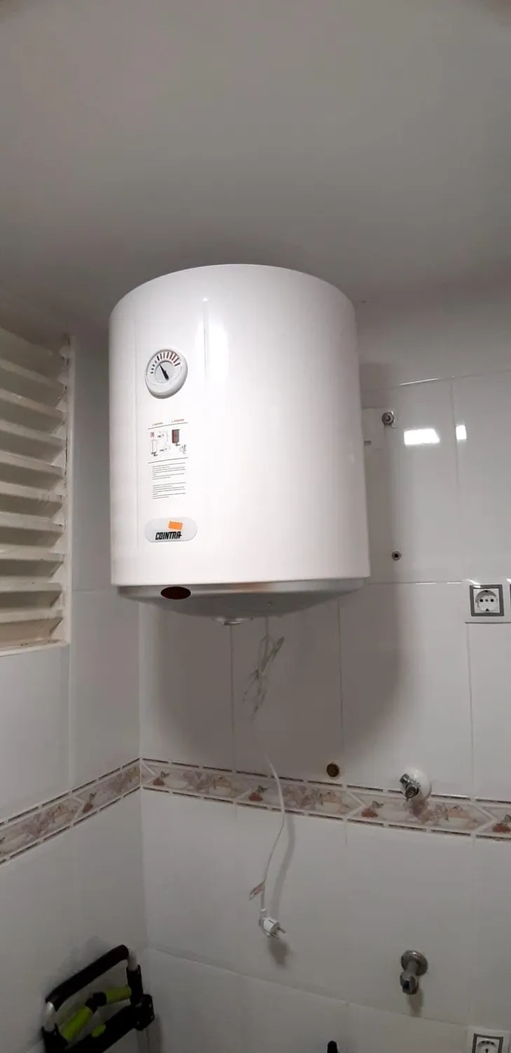 Ariston Hotpoint Instafix support mural sans perçage 50-100 L